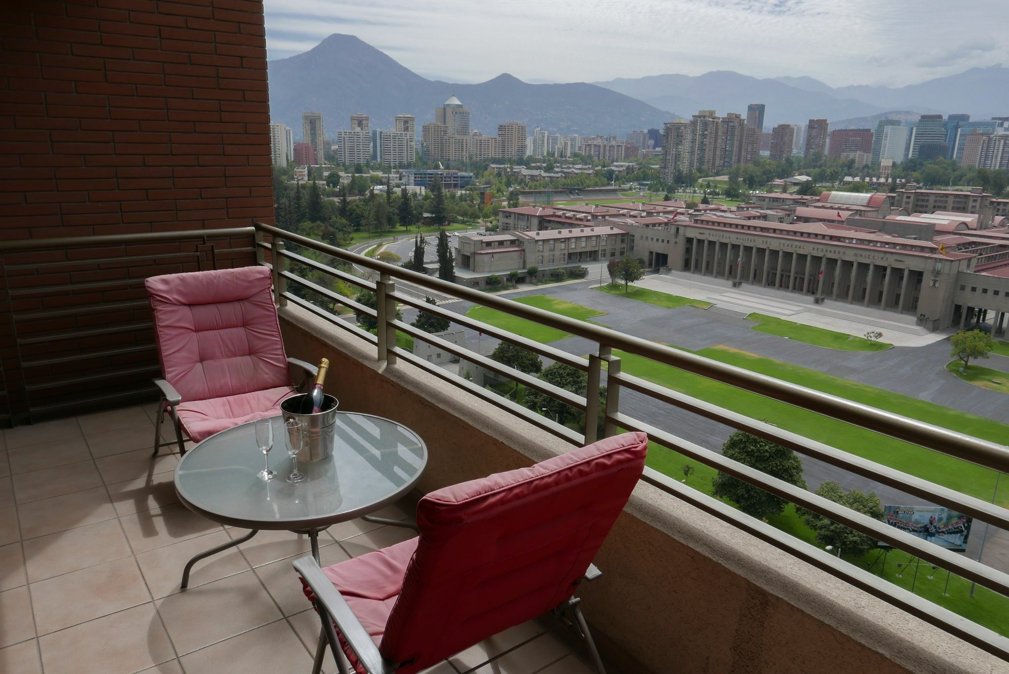 Apartamentos Cordova Savini Santiago Luaran gambar